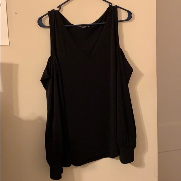 Express Black Top - Picture 1 of 3